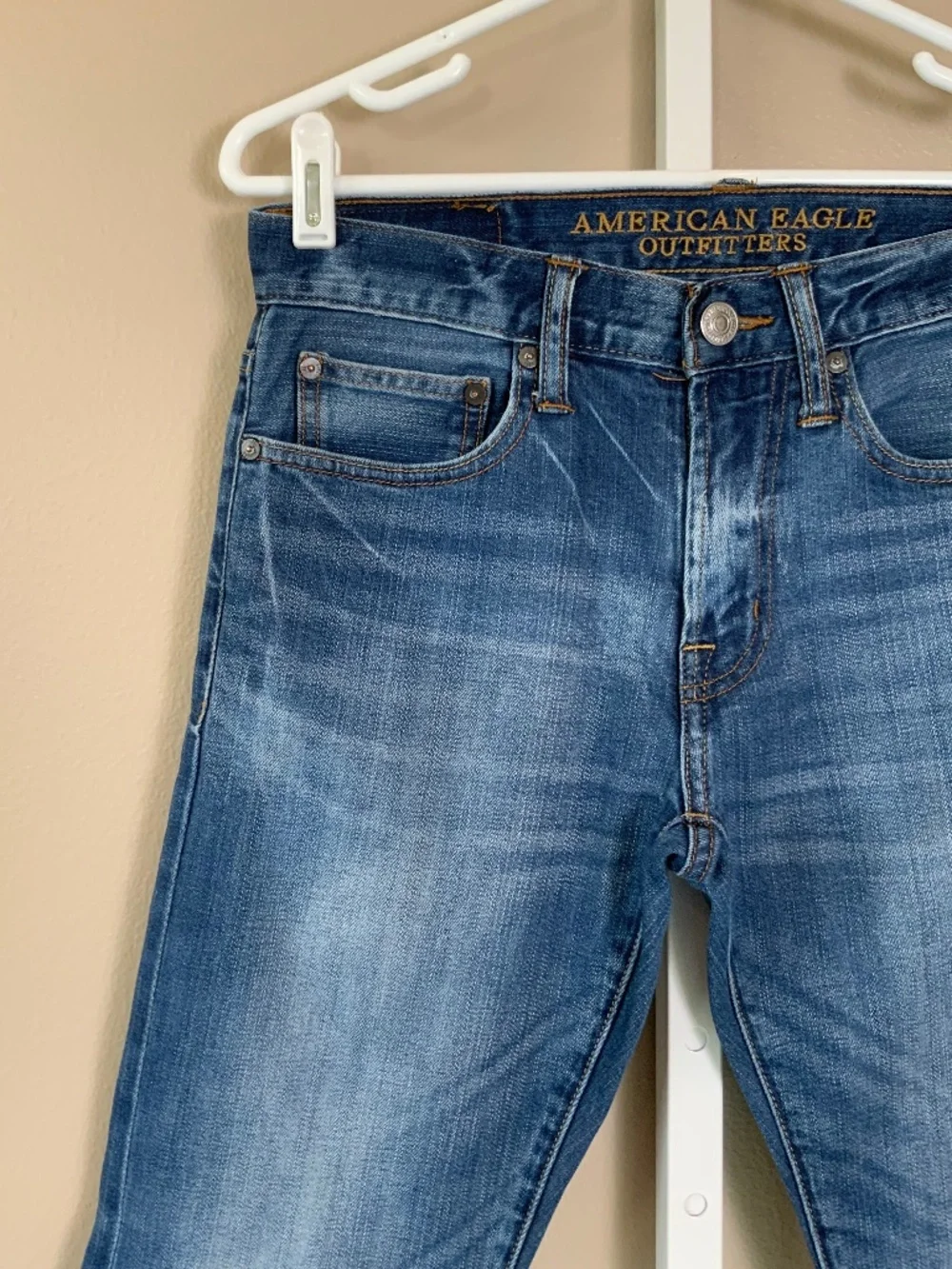 American Eagle Distressed Wash Slim Jeans